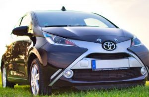 toyota, automobile, vehicle-4422348.jpg