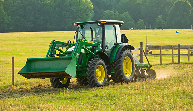 Farm Tractors 4WD, 2WD Massey