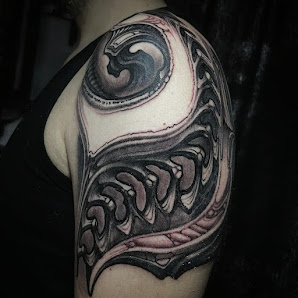 Never Say Die – Tattoo Studio
